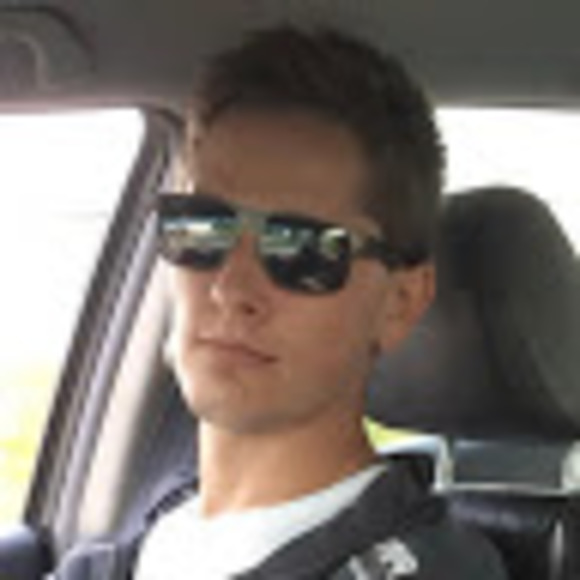 Meet your Posher, Andrew - Picture 1 of 1